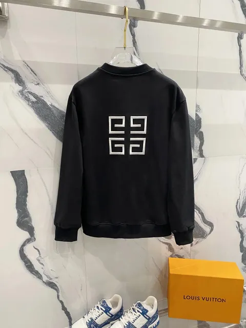 Givenchy Crewneck Sweatshirt 4G Logo