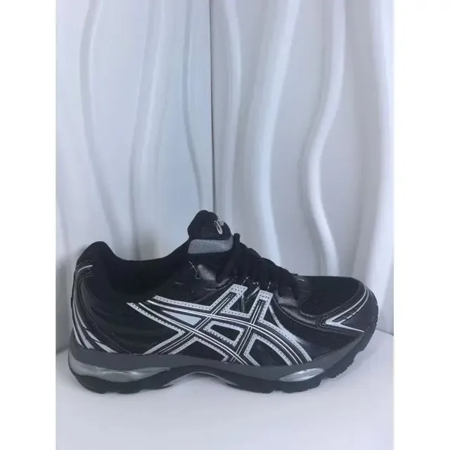 Asics Gel-Kayano 14