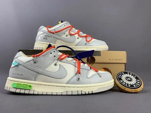 Dunk Low Off-White x Nike