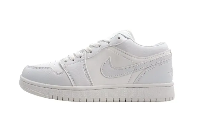 Nike Air Force 1 Low Triple White