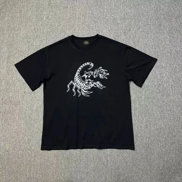 Corteiz Scorpion Graphic Tee White Scorpion Print