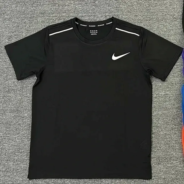 Nike Tech Fleece T-Shirt Black/White