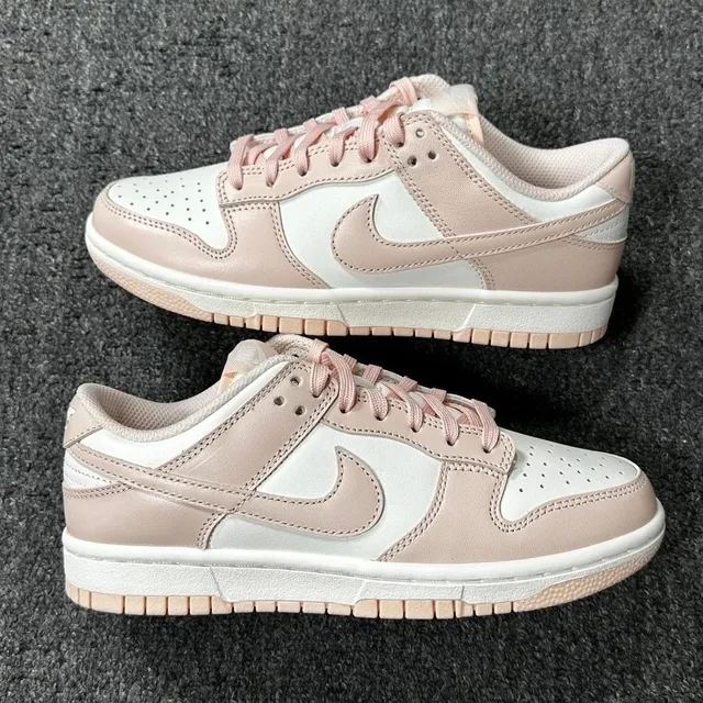 Nike Dunk Low Pale Pink