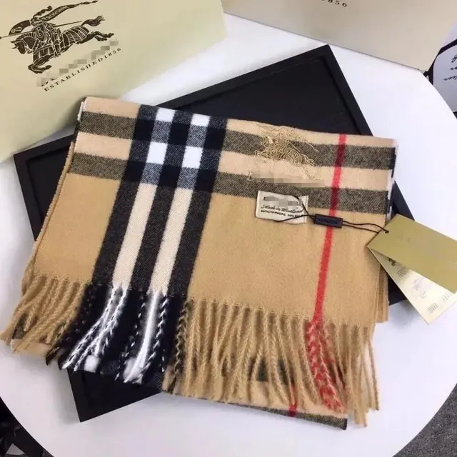 Burberry Classic Check Scarf Iconic Nova Check