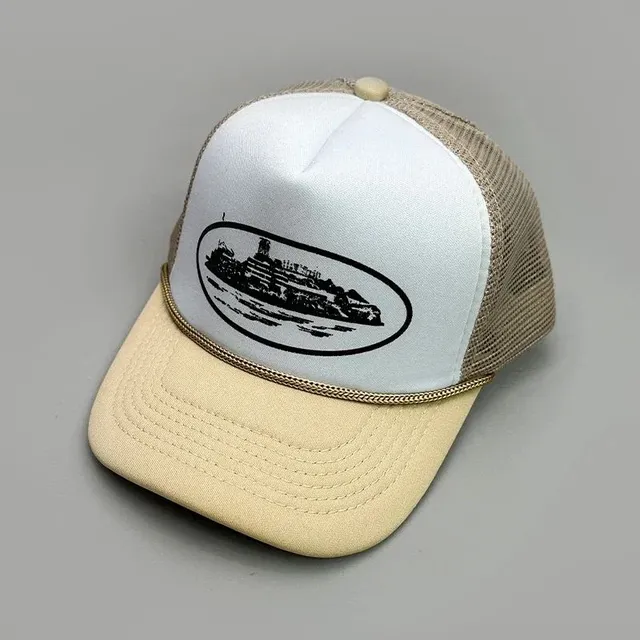 Corteiz Trucker Cap Cityscape Logo