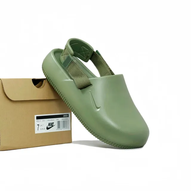 Nike Clog Olive Green