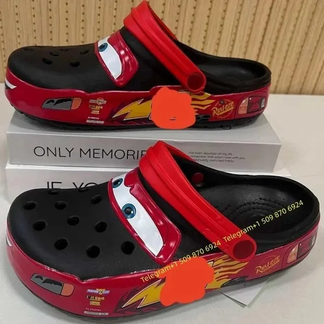 Crocs Classic Clog Lightning McQueen