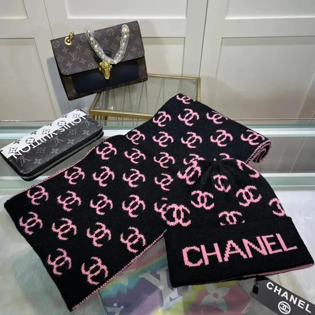 Chanel Knit Beanie and Scarf Set CC Logo Intarsia