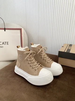 High-Top Sneaker Two-Tone Canvas