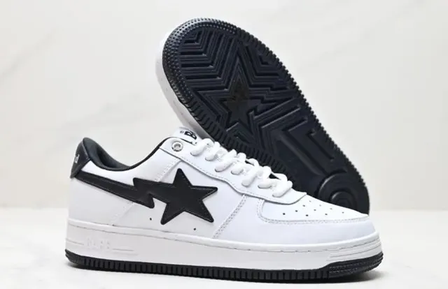 BAPE Shark Sneaker White Black Star
