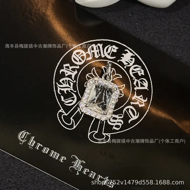 镶钻方石白金色白钻