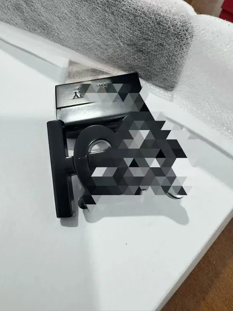 转上杏花黑扣