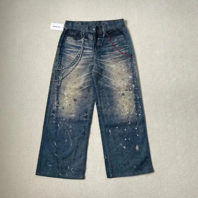 Amiri Distressed Jeans Paint-Splatter Chain Detail
