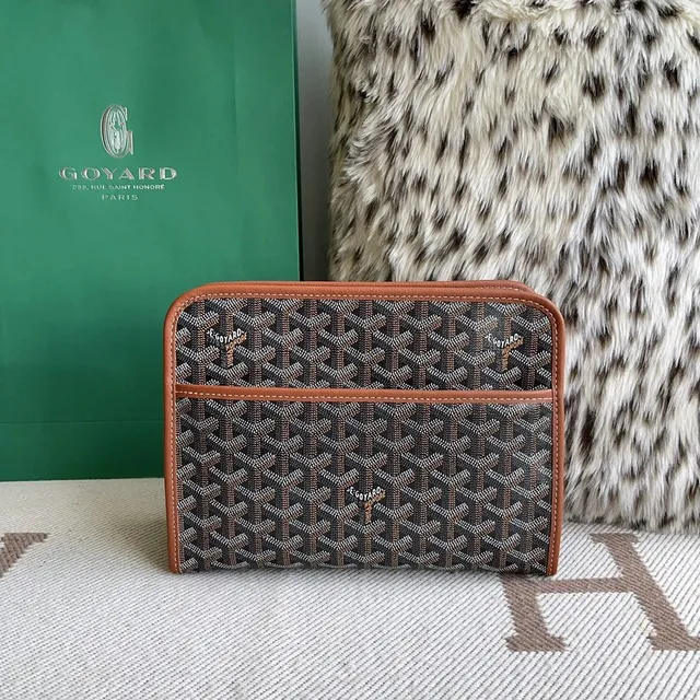 Goyard Saint Louis Pouch Classic Chevron Canvas