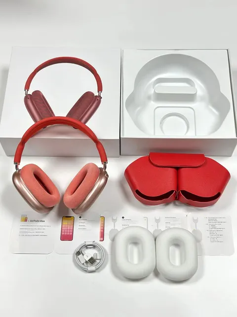 Apple AirPods Max Product Red