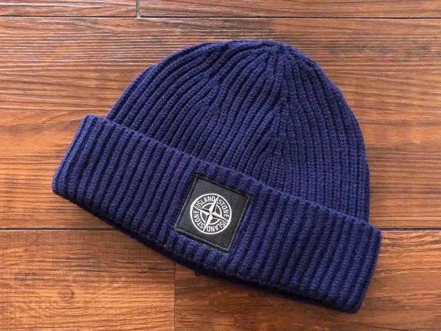 Stone Island Ribbed Beanie Compass Patch