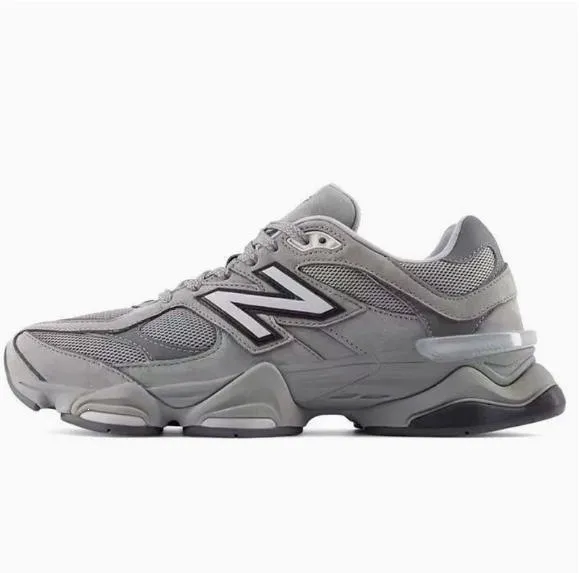New Balance 2002R Grey