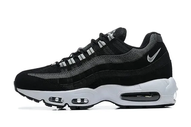 Nike Air Max 95 Black White