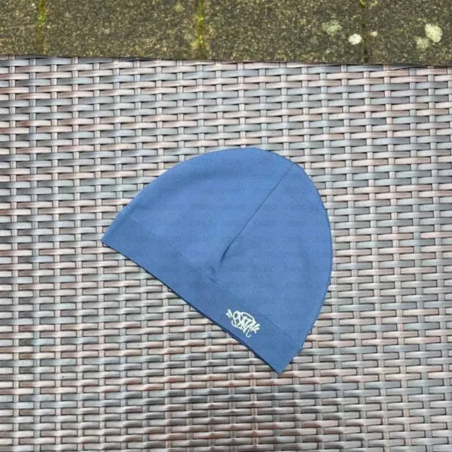 蓝色