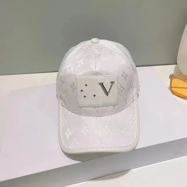 Louis Vuitton Cap Monogram Shine