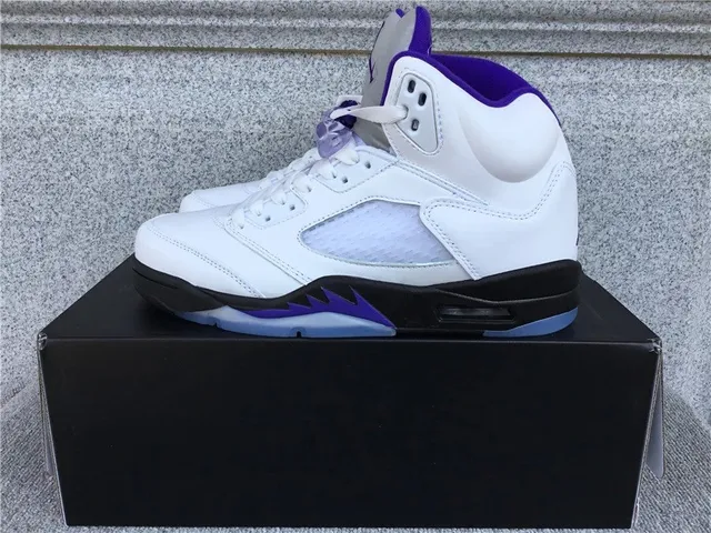 Air Jordan 5 Laney