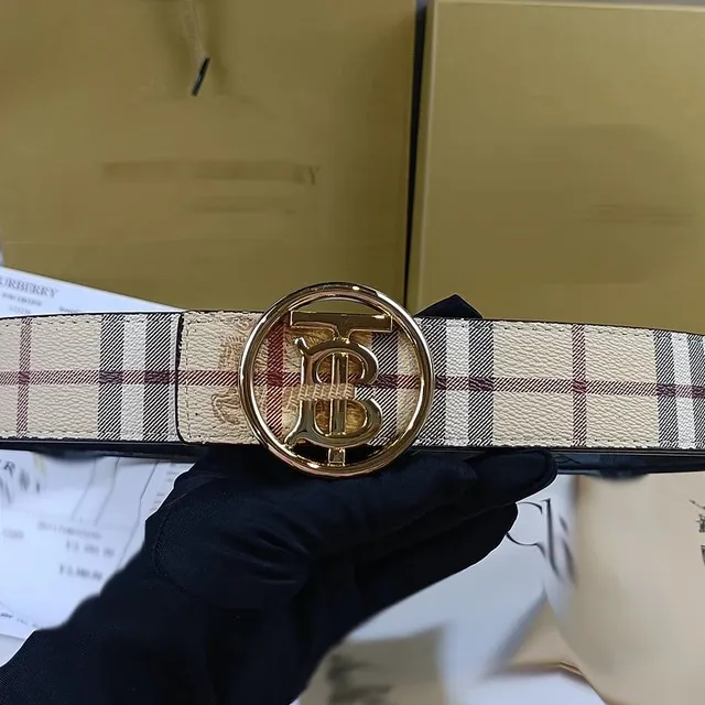 Burberry Logo Buckle Belt Haymarket Check