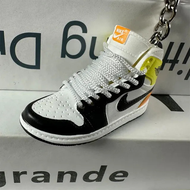 85. Yellow orange toe