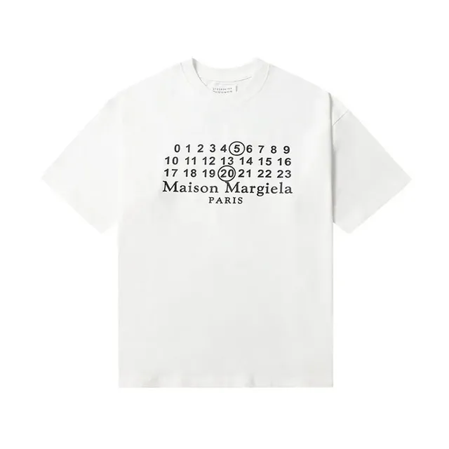 824白色
