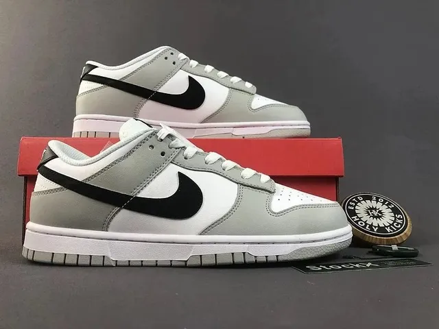 Nike Dunk Low Photon Dust