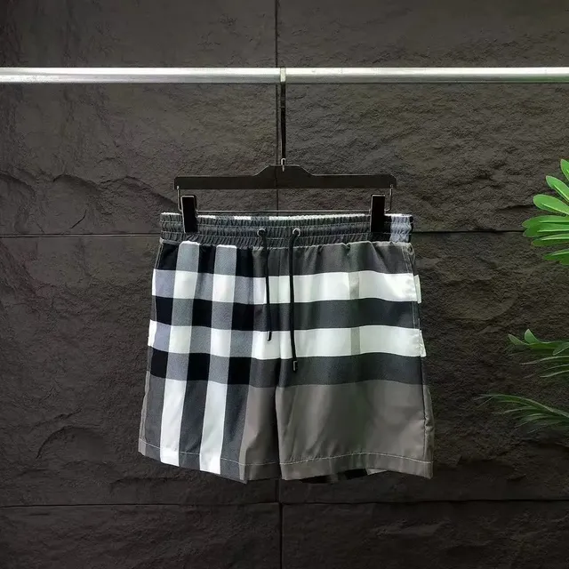 Burberry Checkered Shorts Classic Check