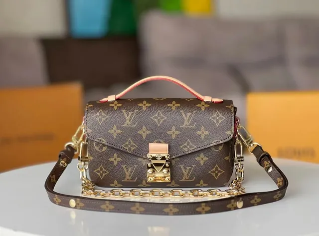 Louis Vuitton On The Go
