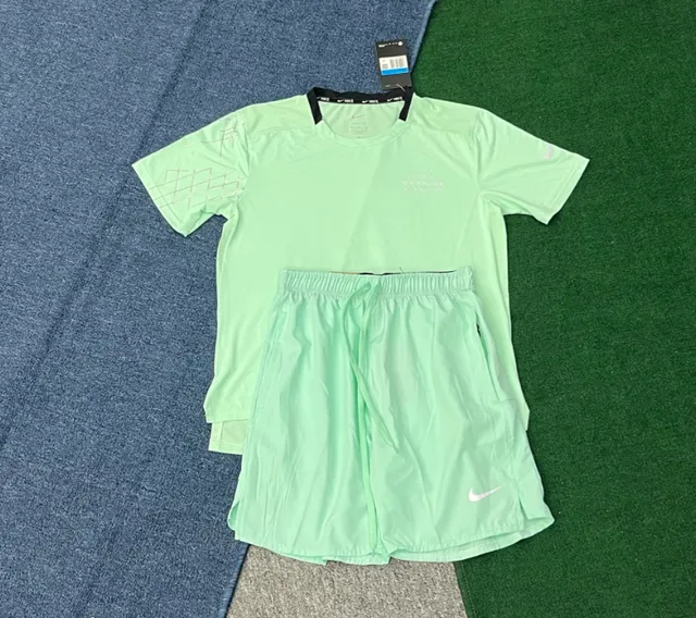 Nike Training Set Mint Green