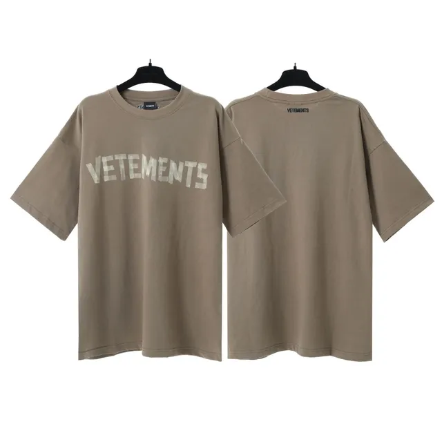 Vetements Logo Tee Distressed Print