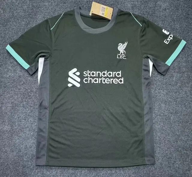 Liverpool Training Jersey 2023/24 Pre-Match