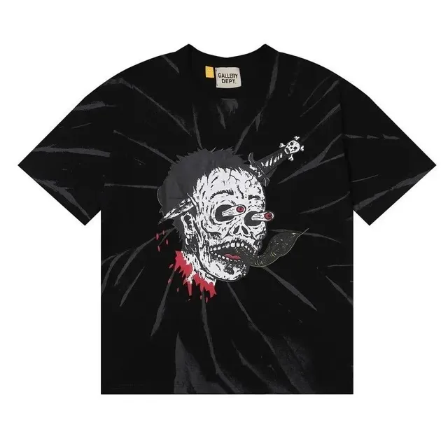 Gallery Dept. Graphic Tee Skull and Dagger Print