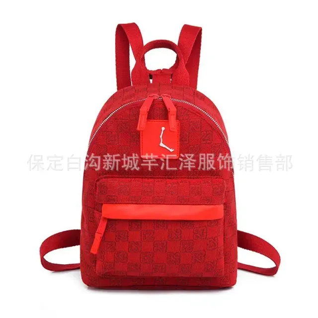 红色小号