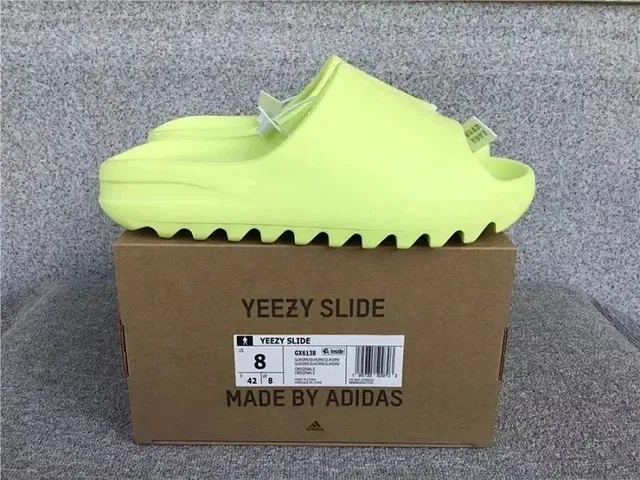 Yeezy Slide Glow