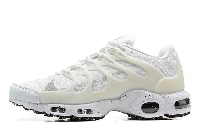 Nike Air Max Plus Triple White