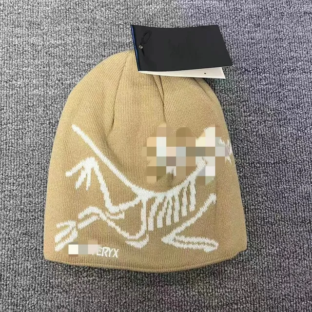卡其色