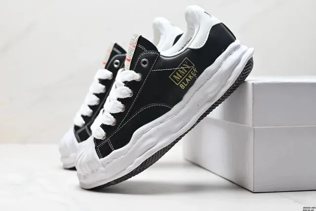 Maison Mihara Yasuhiro Sneaker MMW Blakey