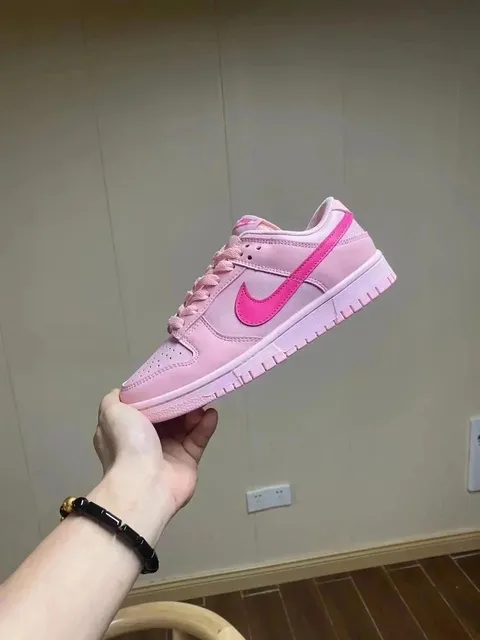 Nike Dunk Low