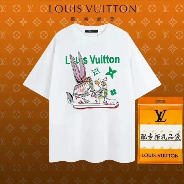 Louis Vuitton Graphic T-Shirt Bunny Sneaker Print