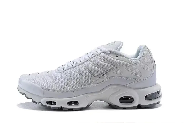 Nike Air Max Plus Triple White
