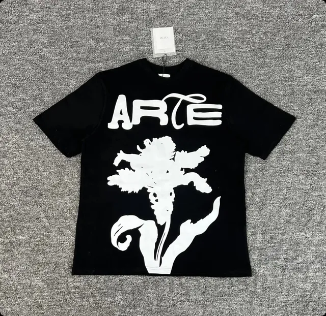 Arte Antwerp Graphic Tee ARTE Logo Print