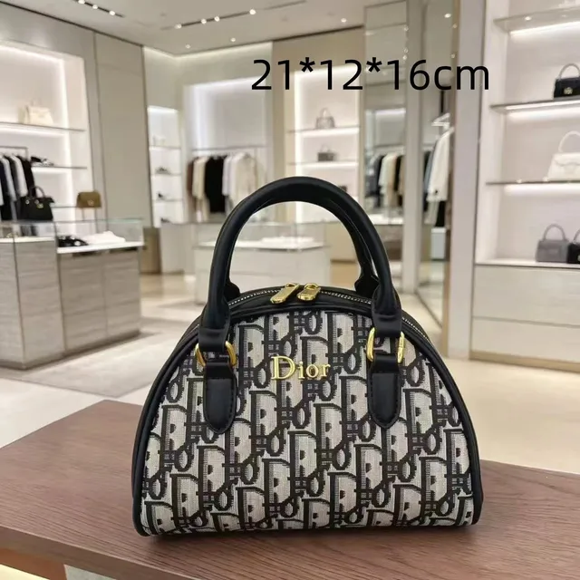 Dior Bobby