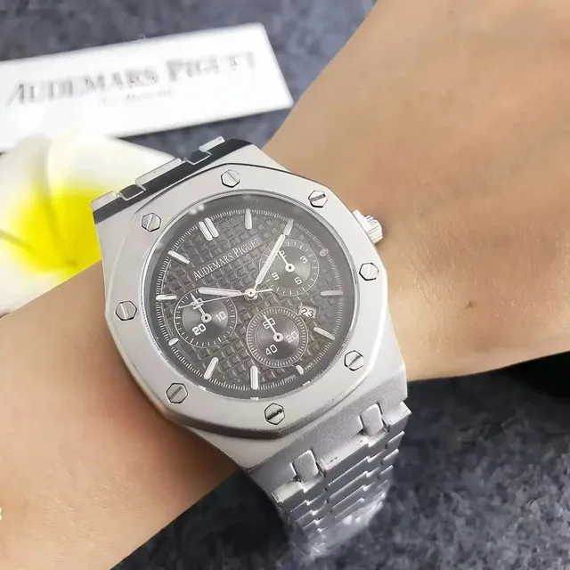 Audemars Piguet Royal Oak Chronograph Grey Tapisserie Dial