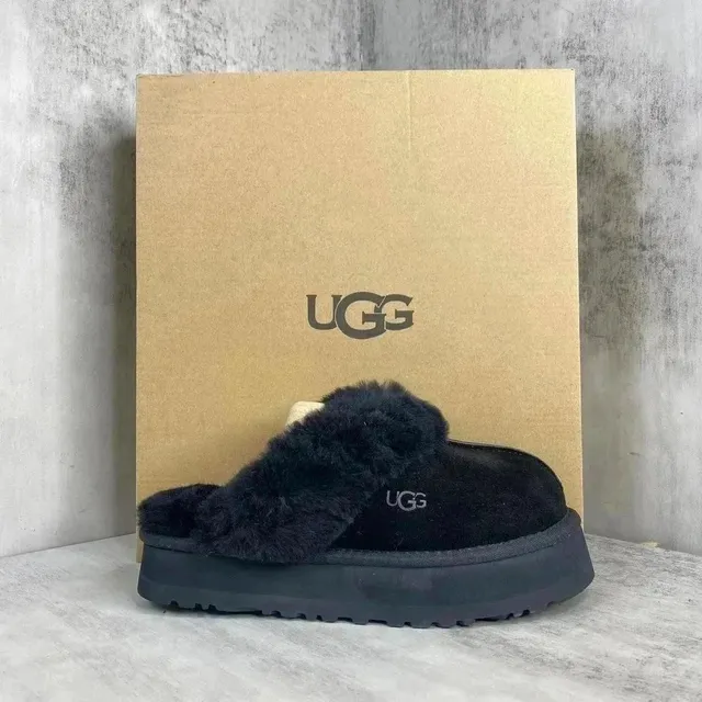 UGG Fluff Platform Slipper Black