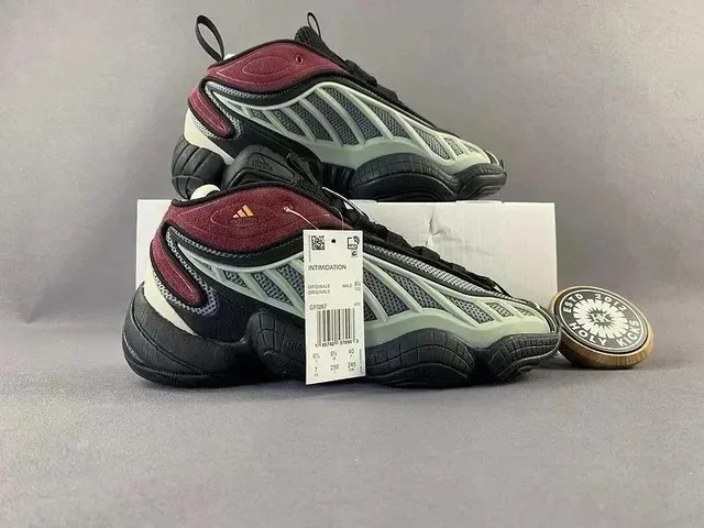 Adidas Intimidation Intimidation