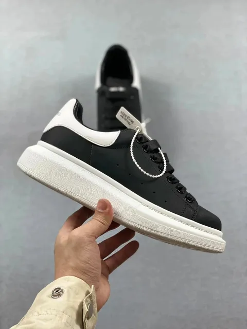 Alexander McQueen Oversized Sneaker