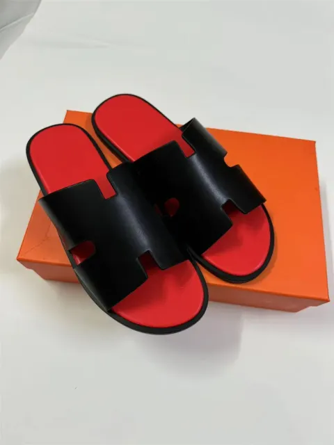 Red + black glossy surface
